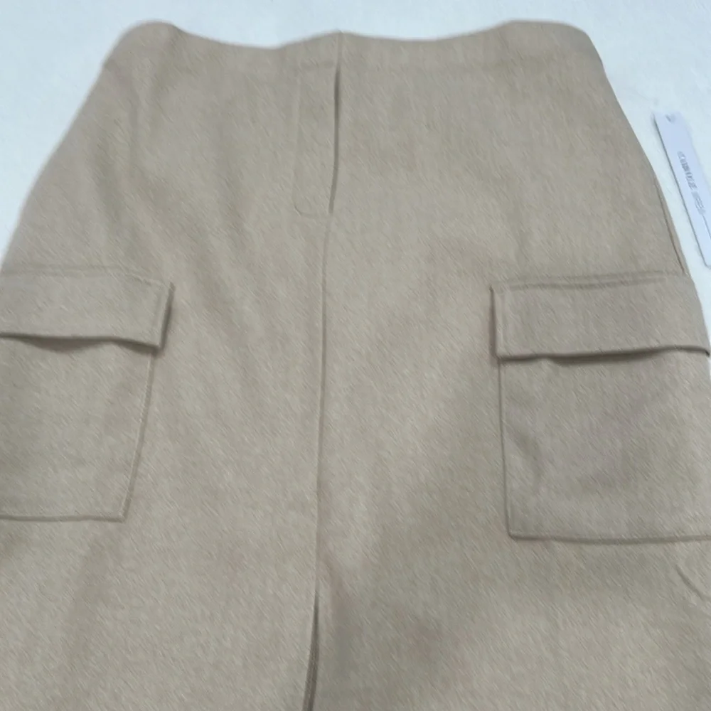 NWT Skirt Midi size L light tan light light khaki cargo packets - Picture 2 of 9